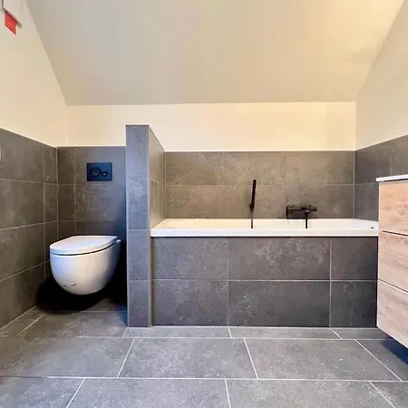 Дом отдыха Einfamilienhaus 3 Schlafzimmer In - Eschweiler